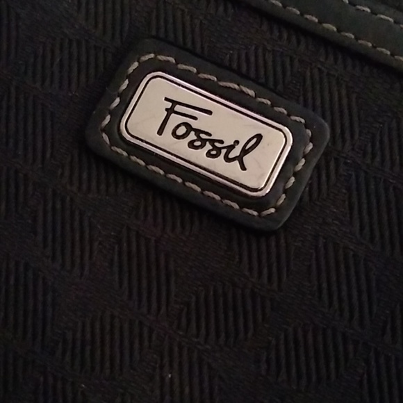 Fossil - wristlet - Picture 2 of 4